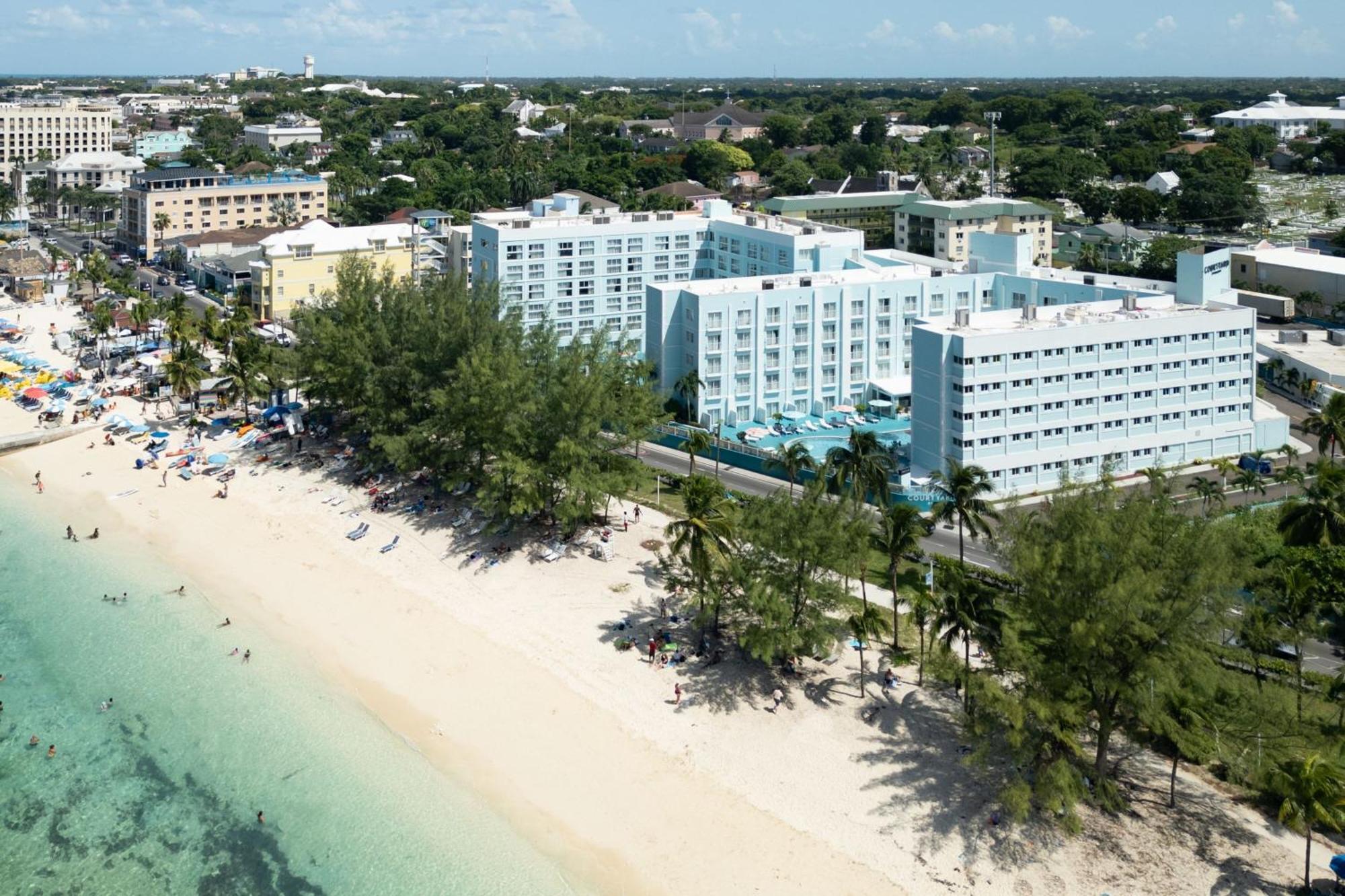 Courtyard By Marriott Nassau Downtown/Junkanoo Beach Экстерьер фото